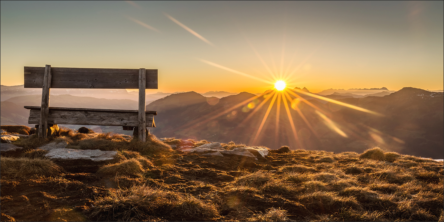 Canvas-Art, Bench and Horizon